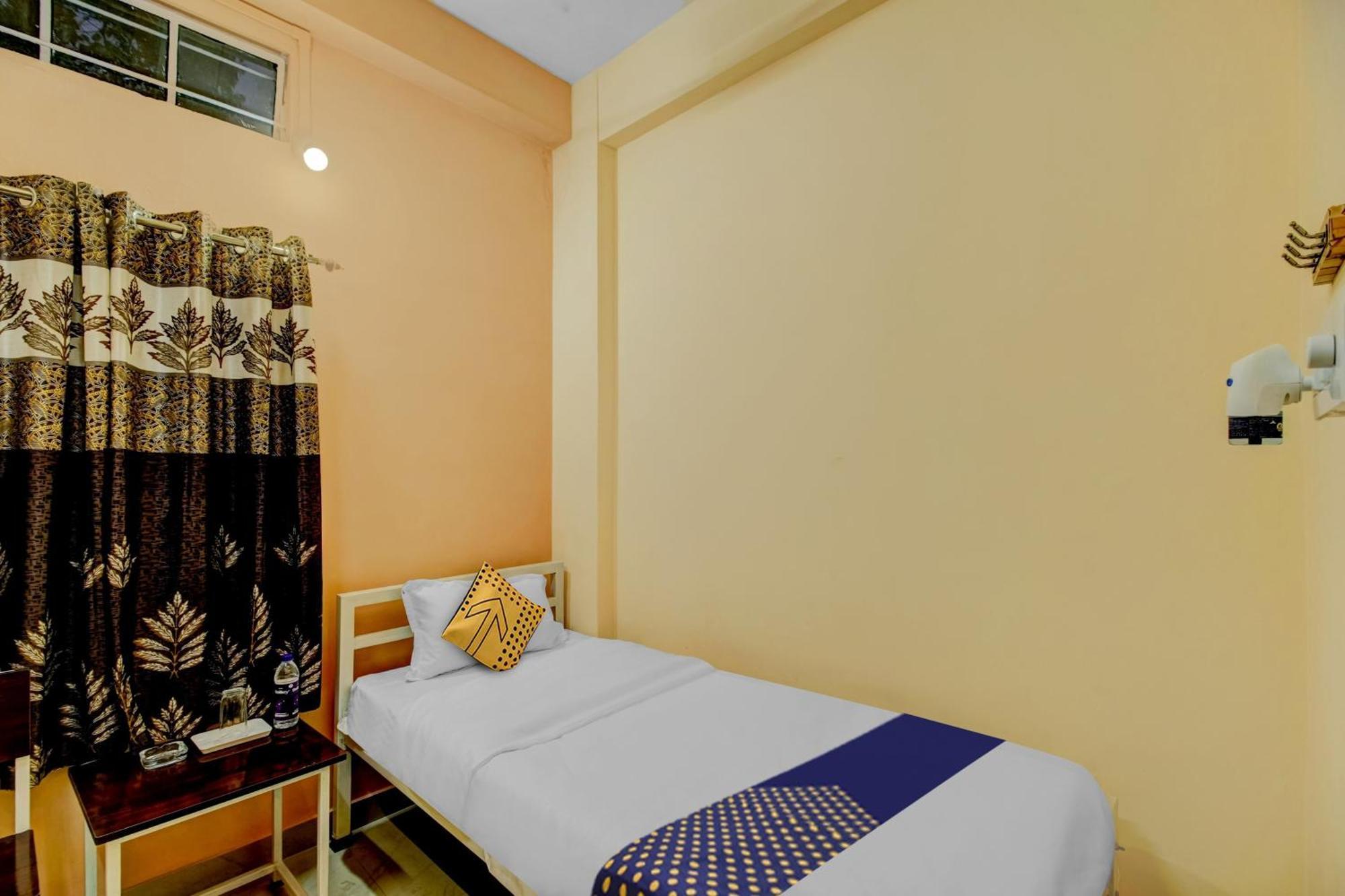 Spot On Rainbow Lodge Guwahati Zewnętrze zdjęcie
